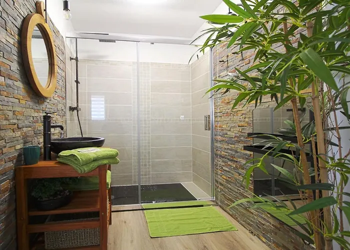 Apartment L'evasion Lourdaise Terrasse Centre Parking Wifi